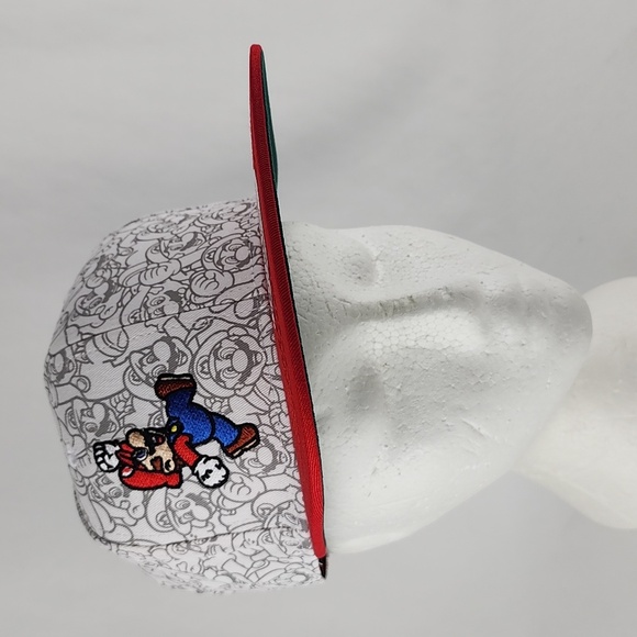 Nintendo Super Mario Snapback Adjustable Hat Cap Red White OS Fits Most - Picture 3 of 15